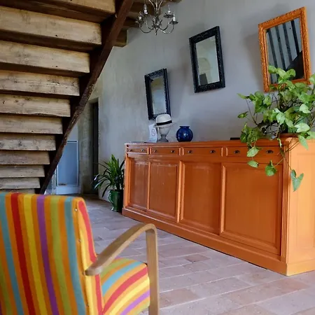 Semesterbostad Maison Breton Biran